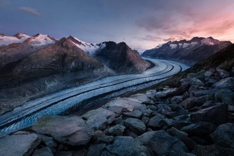 Cover Image for Capturing the Perfect Sunrise: Tips for Aerial Photography in Mountainous Regions