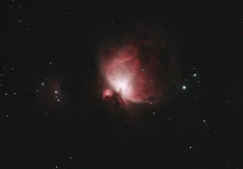 Cover Image for Capturing the Cosmos: Photography Techniques for Astrophotography of the Orion Nebula