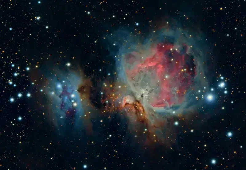 Cover Image for Capturing the Cosmos: Tips for Astrophotography Enthusiasts