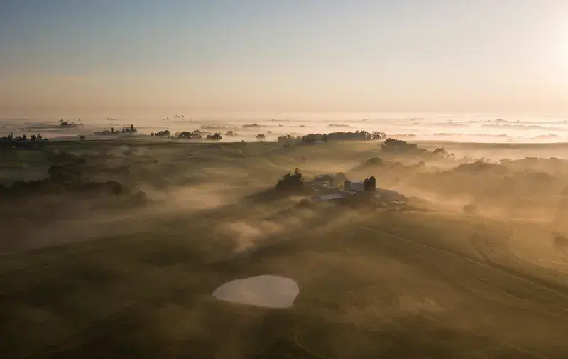 Cover Image for Capturing the Perfect Sunset: Tips for Aerial Photography